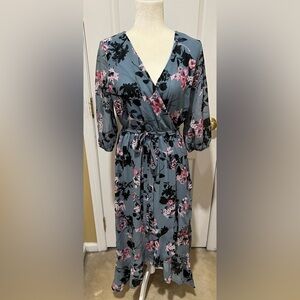 Espresso Dusty Blue Floral High-Low Faux Wrap Maxi Dress size M